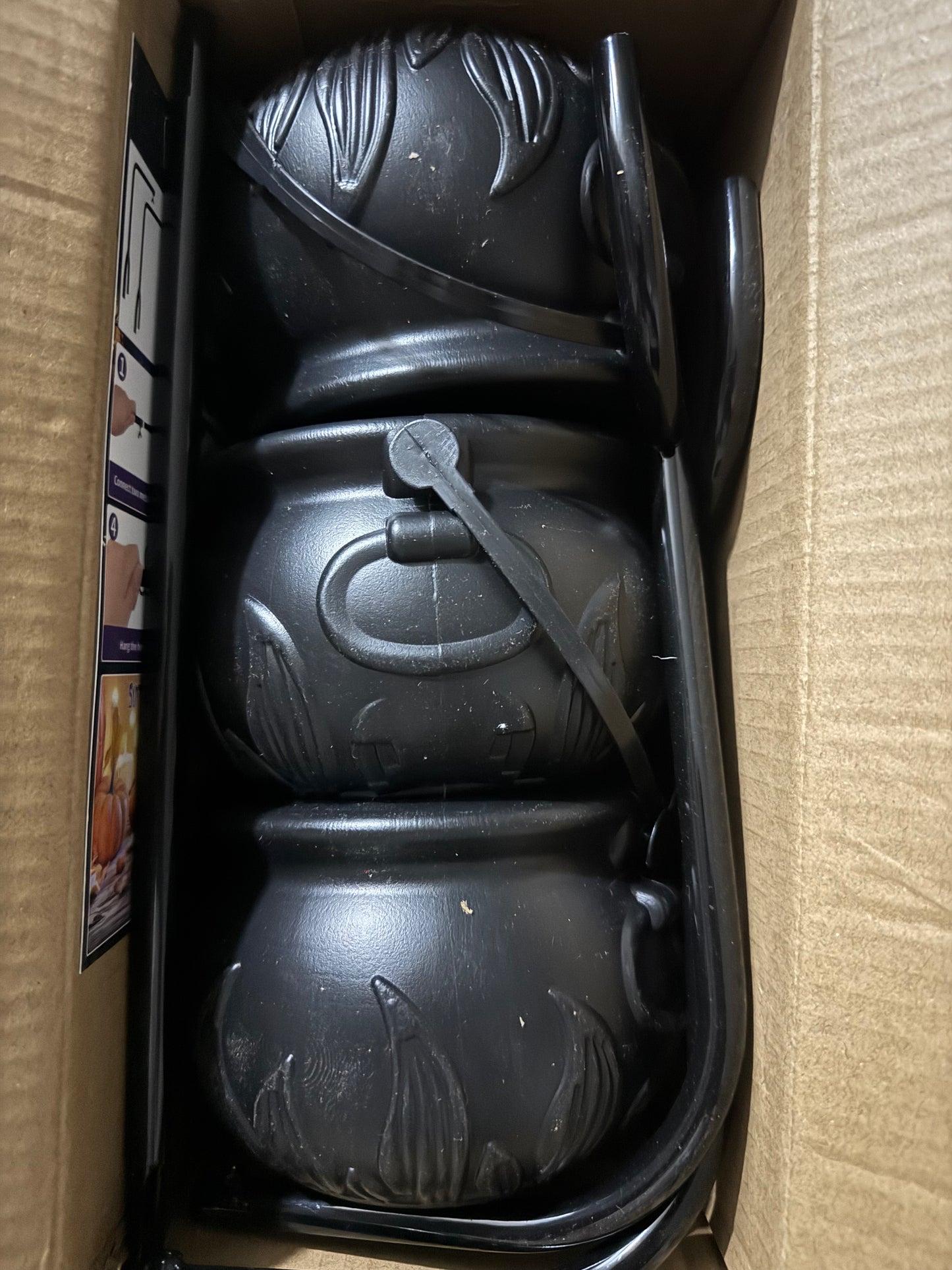 9 Pcs Halloween Witches Cauldrons Set, Hanging Black Plastic Cauldron Bowls on Rack, Candy Witches Serving Bowls for Halloween Indoor Outdoor Home Kitchen Decor