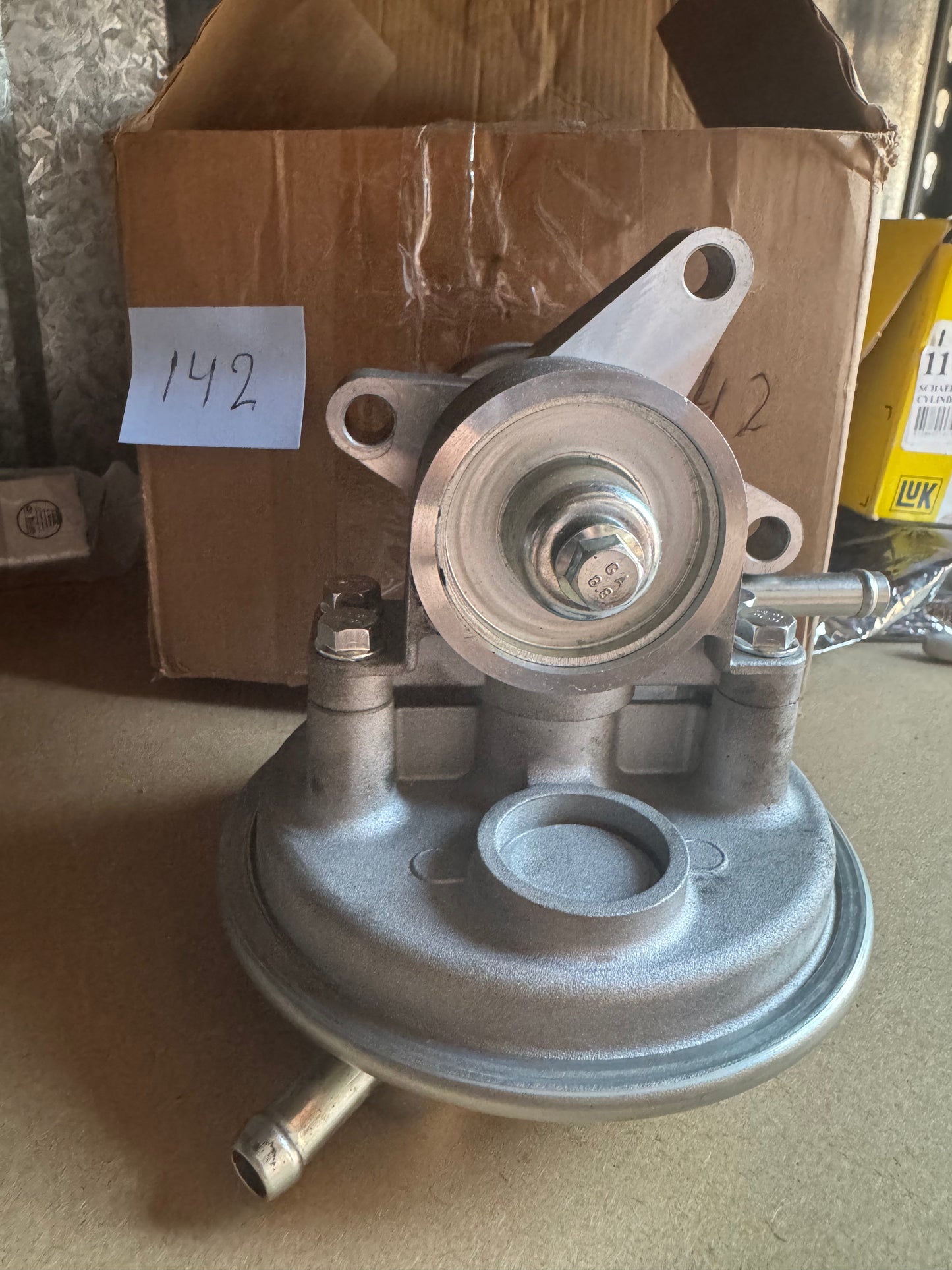 904-862 Vacuum Pump Compatible with Isuzu NPR 1995-2009 2011-2017 L4 3.0L 3.9L 4.8L 5.2L Diesel Turbocharged, Replace OE 904-862, 904862, 97241035, 8972410351