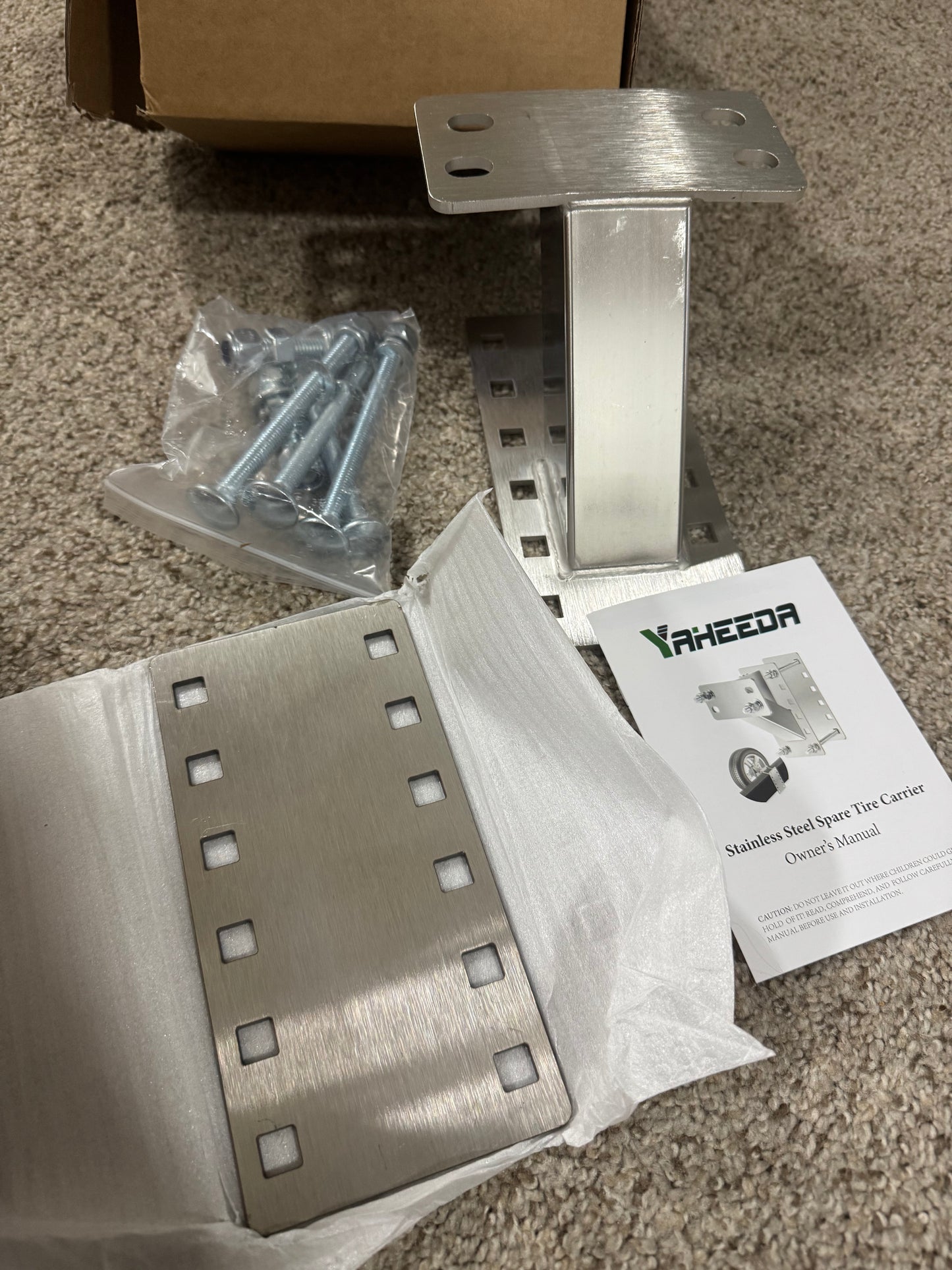 Spare Tire Carrier, Yaheeda Stainless Steel Trailer Tire Mount,Holds up to 150 Lbs Tire Holder Bracket Fit 4 & 5 & 6 Lugs Trailer Wheels on 4", 4.5", 4.75", 5" and 5.5" Bolt Patterns, YAHE1475