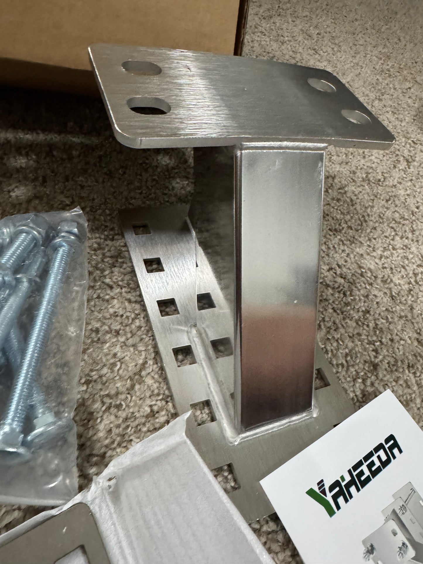 Spare Tire Carrier, Yaheeda Stainless Steel Trailer Tire Mount,Holds up to 150 Lbs Tire Holder Bracket Fit 4 & 5 & 6 Lugs Trailer Wheels on 4", 4.5", 4.75", 5" and 5.5" Bolt Patterns, YAHE1475