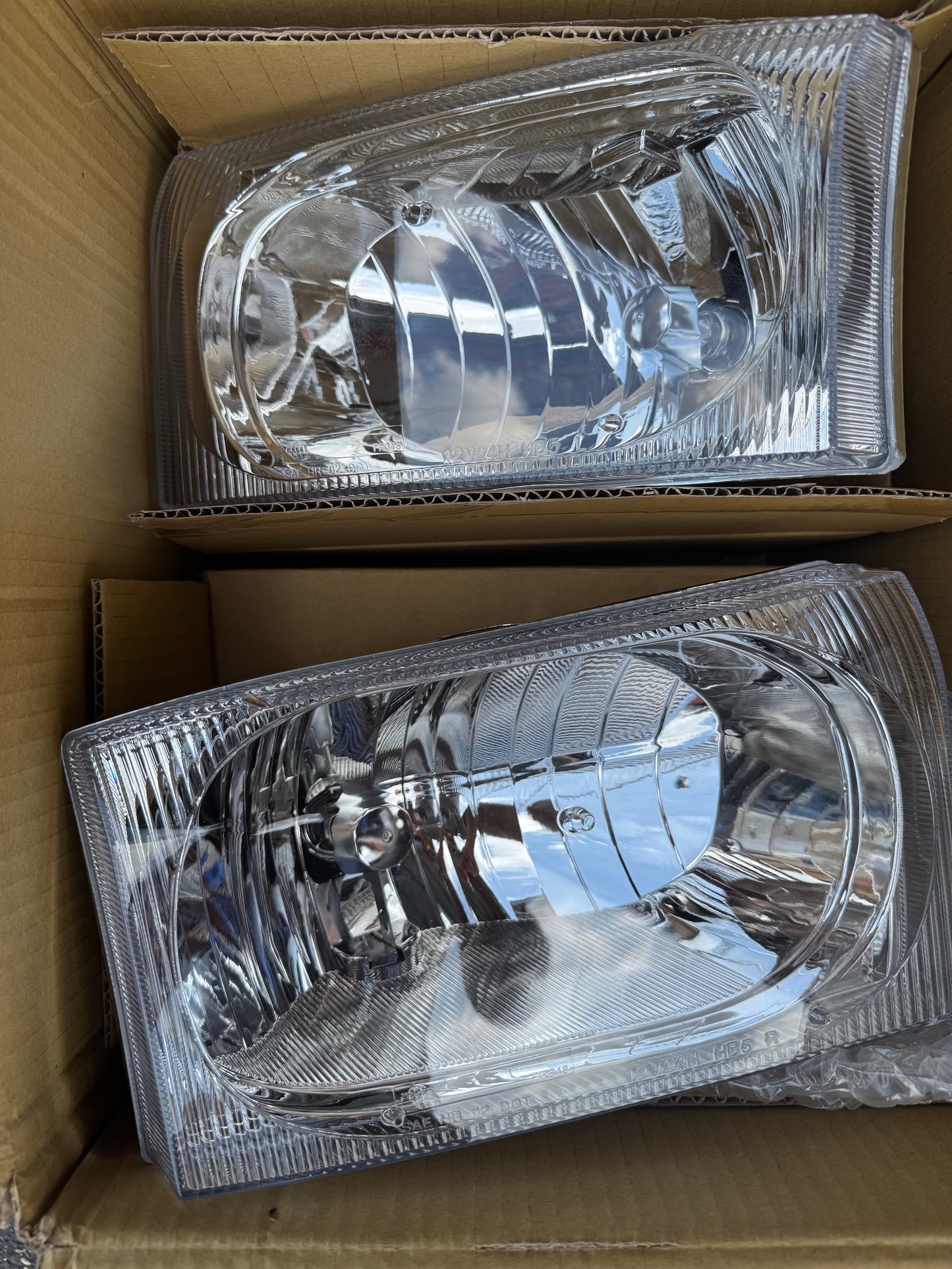Anzo USA 111023 Ford Crystal Chrome Headlight Assembly - (Sold in Pairs)