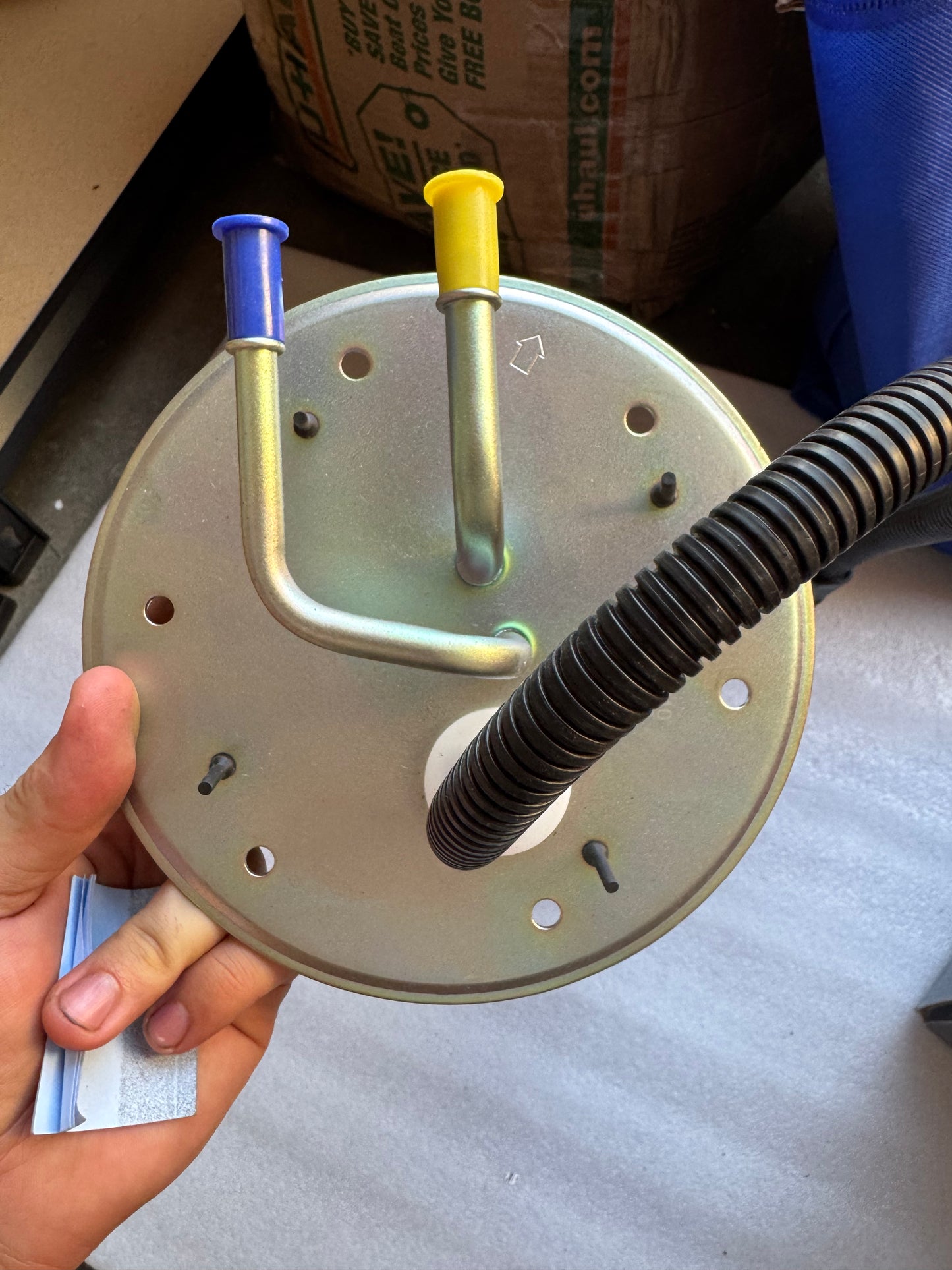 Fuel Pump Assembly Replacement FP2237S0-C for Ford