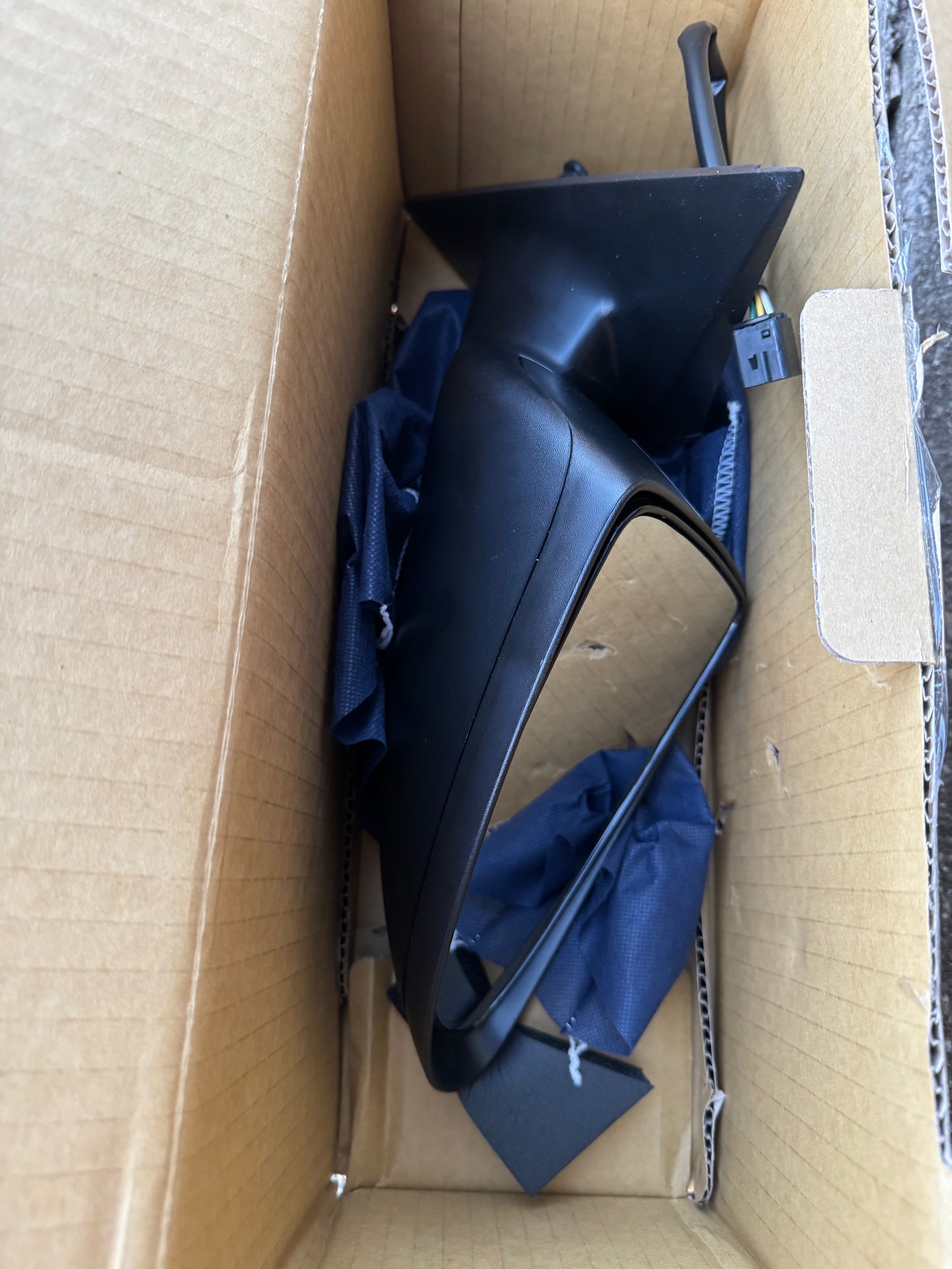 TYC 1860032 Door Mirror Left-Side Compatible with 2005-2010 Pontiac G6
