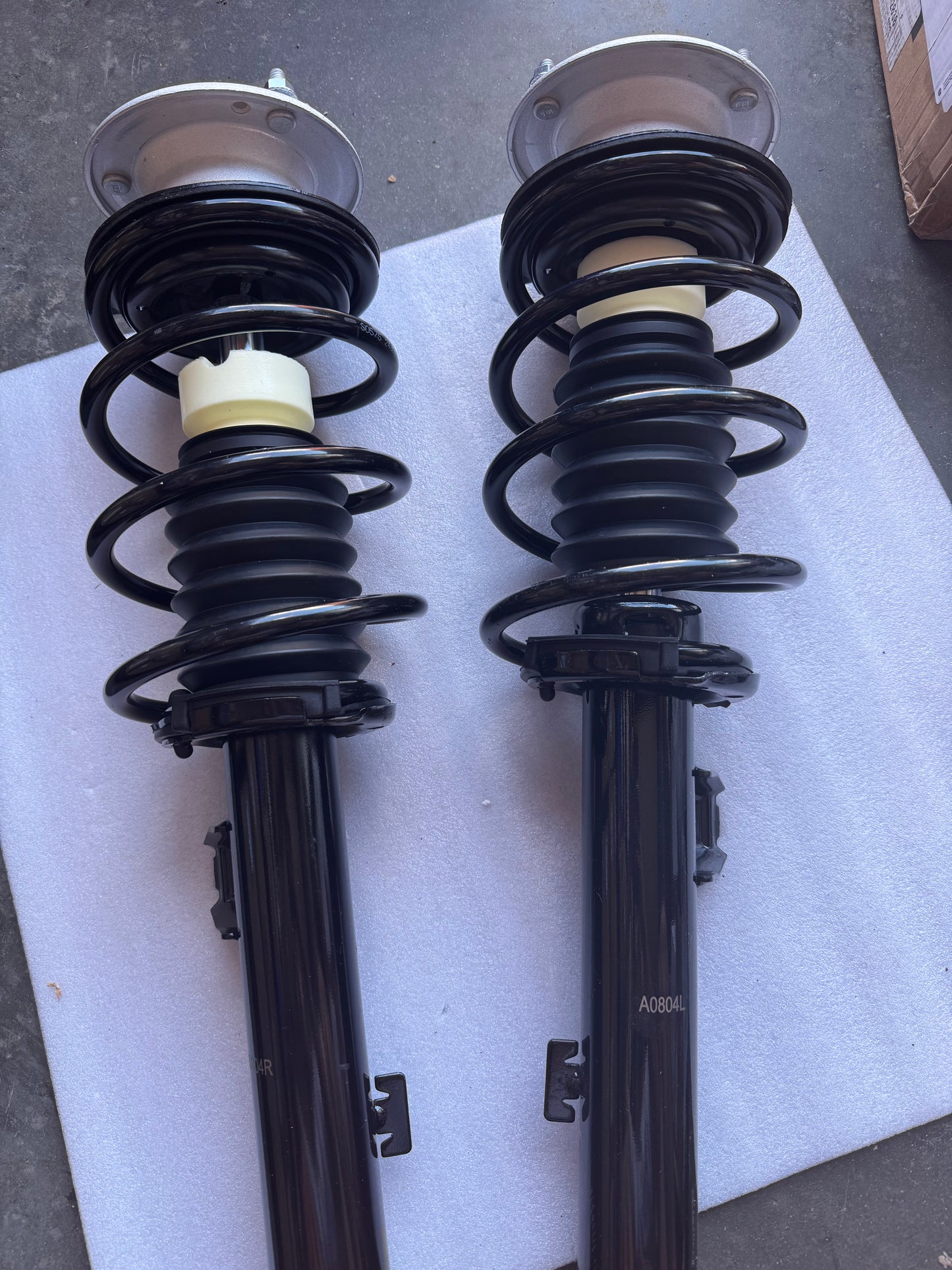 11373 11374 Front Struts Shocks w/Coil Springs for 2007-2013 BMW 328i / 335i, 2008-2013 BMW 128i / 135i, 2013 BMW 135is, 2006 BMW 325i / 330i-[Exc. xDrive & Sedan & Sport Suspension & E9 Chassis]