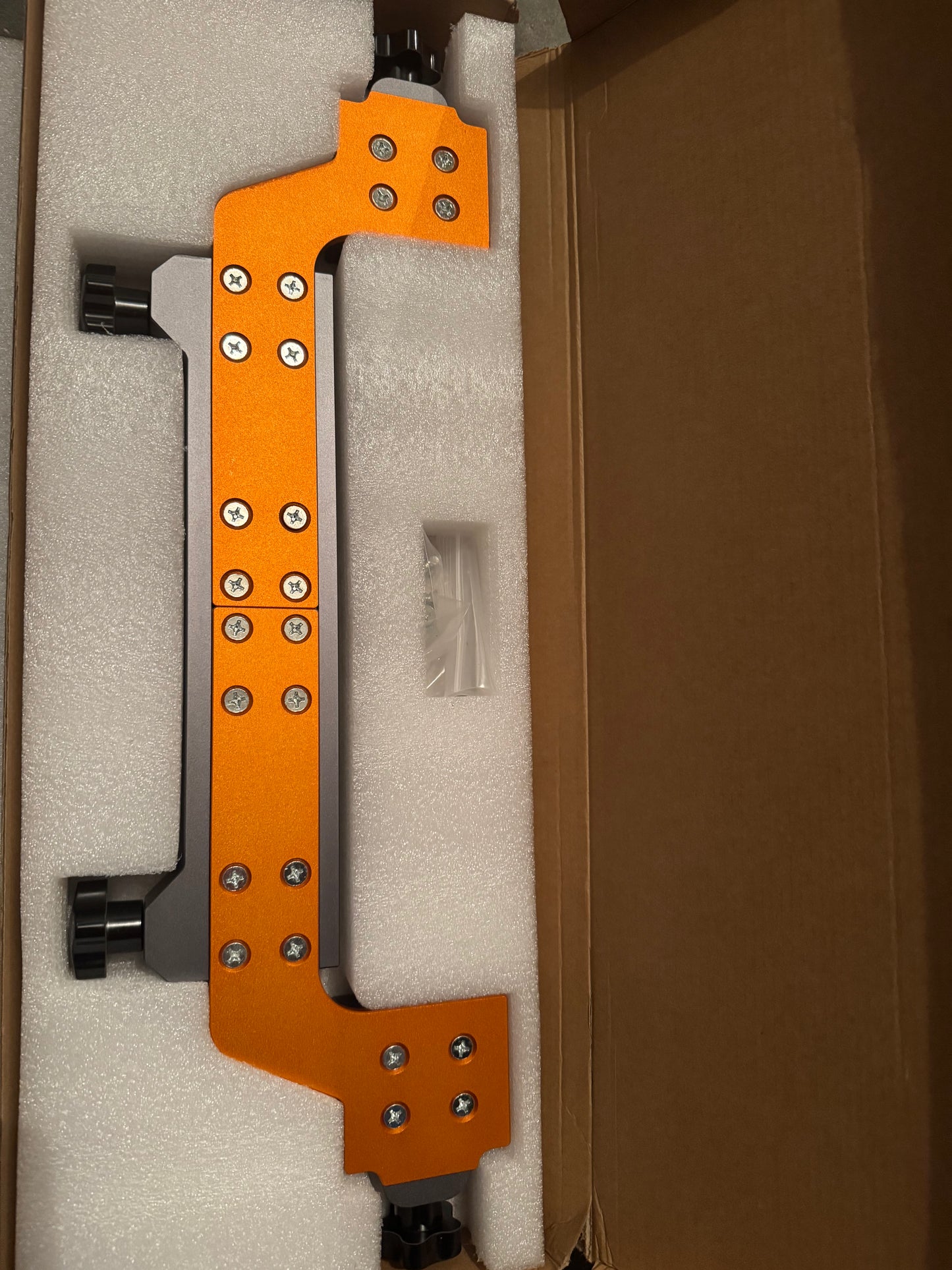 16/24Inch master framing tool Efficient stud on-center framing tool Adjustable precision measurement framing tool Premium Aluminum Layout Tool, Used to Frame Walls, Floors, Roofs or Ladder.