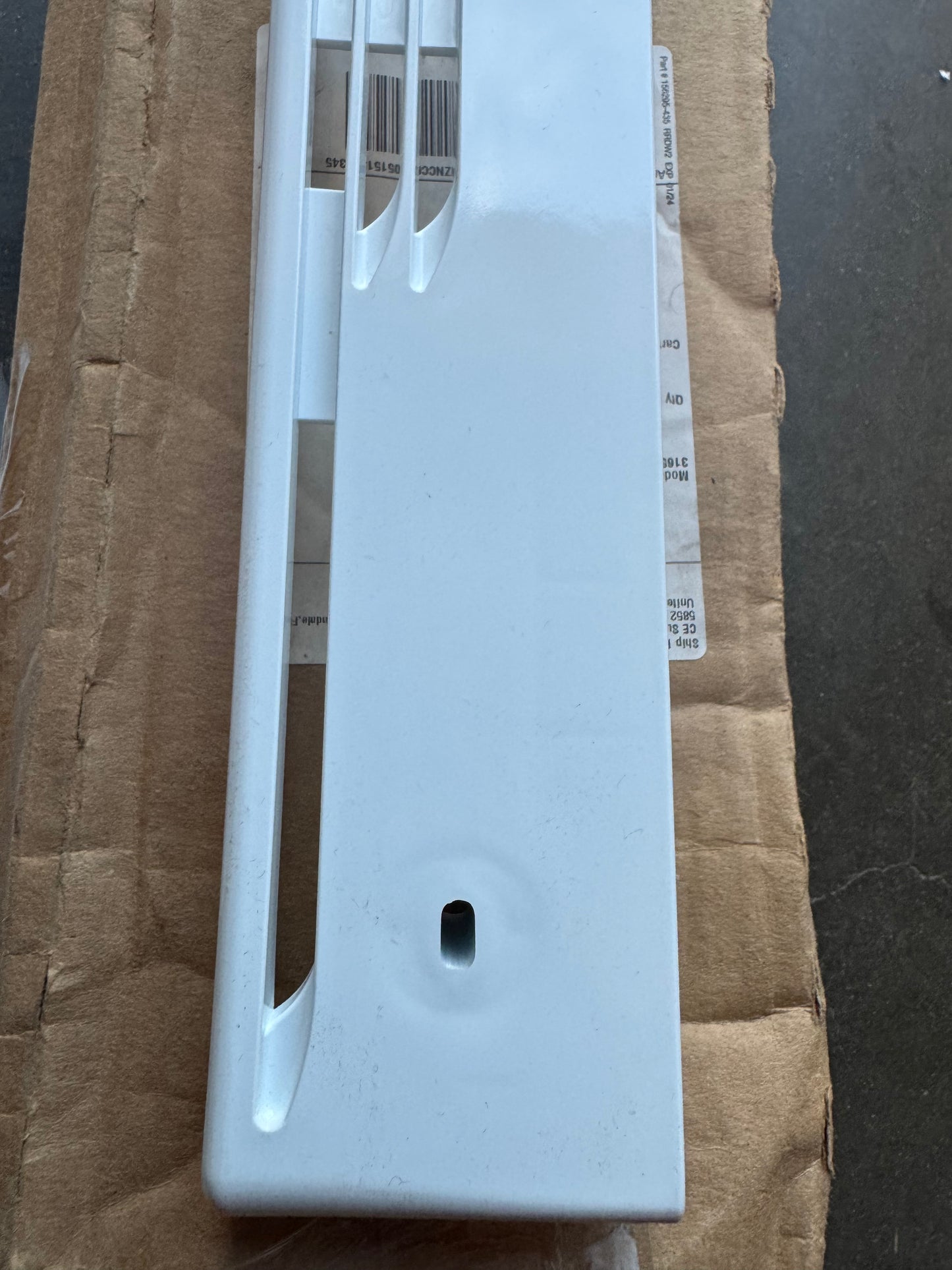 GENUINE Frigidaire 316575500 Top Trim. Unit