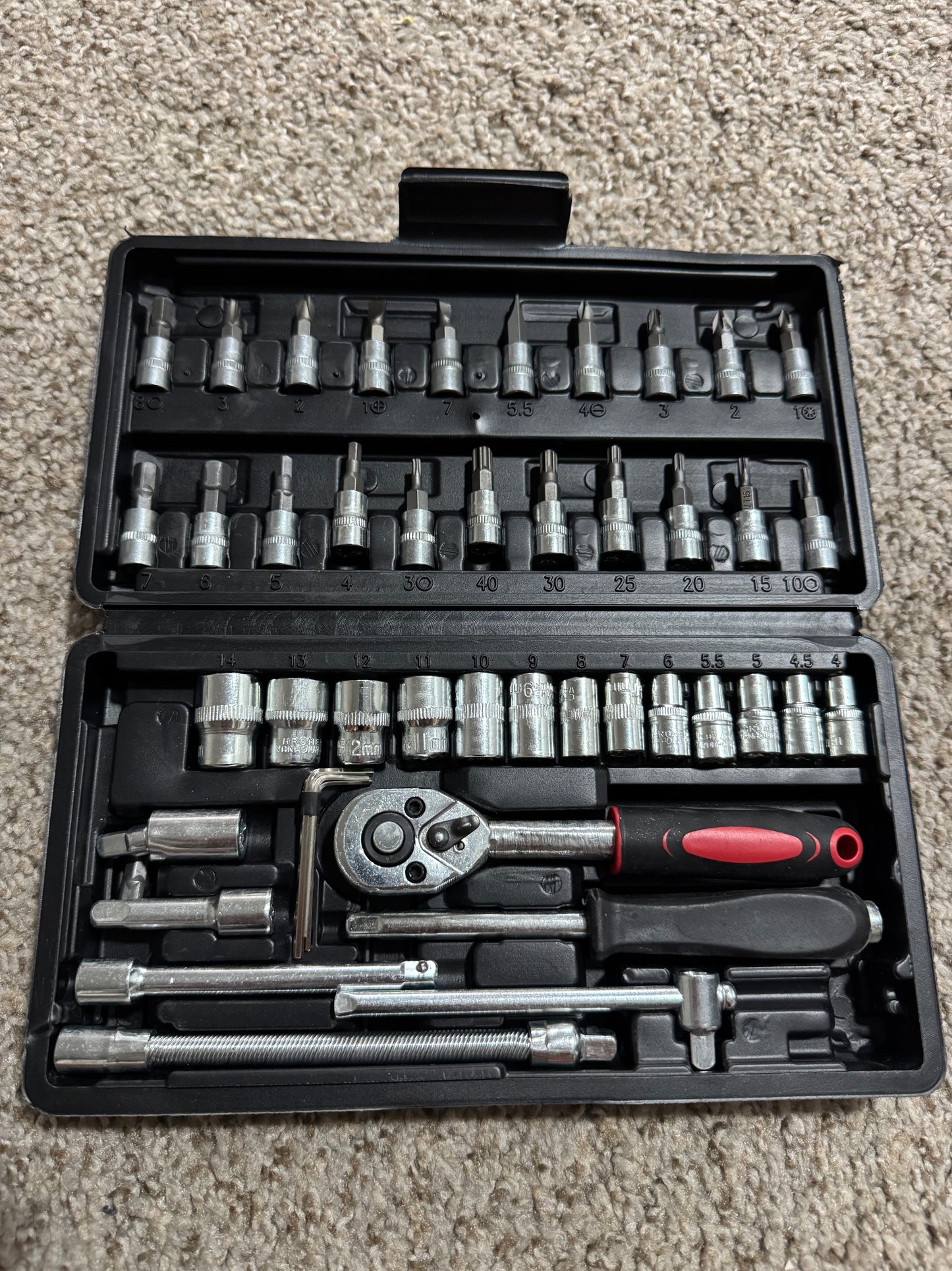 46pcs Of High-quality Professional Tool Kits, Mechanical Tool Kits Specially Designed For Car Maintenance, And Include 1/ 4 Inch Wrench Barrels Along With Ratchet Wrench Sets With Sockets And Extension Rods, Household Use