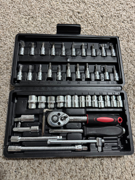 46pcs Of High-quality Professional Tool Kits, Mechanical Tool Kits Specially Designed For Car Maintenance, And Include 1/ 4 Inch Wrench Barrels Along With Ratchet Wrench Sets With Sockets And Extension Rods, Household Use