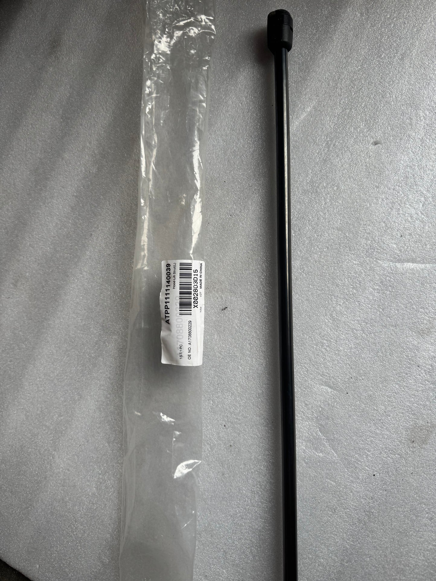 1708800229 Front Left Hood Lift Support Gas Shock Strut for Mercedes-Benz Chrysler R170 Crossfire