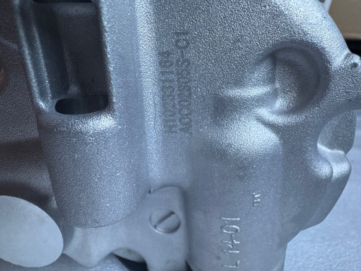 Compatible With A8 Compressor A4 B6 A6 A8 7SEU16C 4E0260805E 4B0260805H 8E0260805F 8E0260805H 8E0260805S 4472208392 4471707901